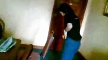 Viol cele mai frumoase pizde goale în timpul petrecerii de Crăciun