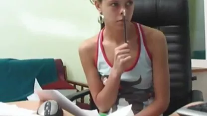 Băiatul face mama mea chilotei si poze cu femei grase goale degetul