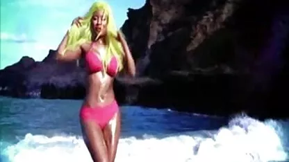 Sani Uriasi tip fete nud xxx seduce cu sânii