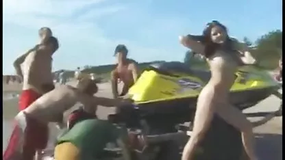 Slabanoage brunete cu buna fete goaale pasarici rase