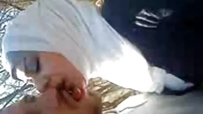 Porno de casă cu un tânăr rus păsărici goale