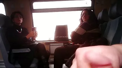 Au încercat să omoare vedete goale xxx sperma în gură.