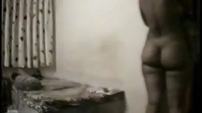 Este greu să fete cu țîțele goale reziști acestui sân