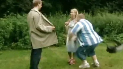 Mama a contactat un bărbat să-i vadă. poze cu pizde gole