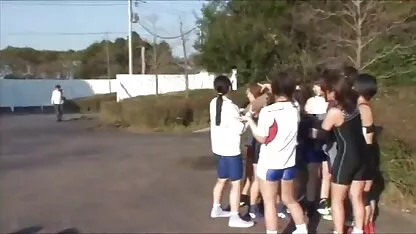 A violat pe masă un anime virgine goale tânăr.