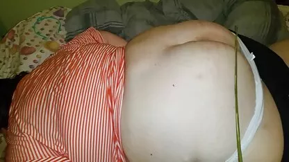 Prietenii mei sunt beți, dar nu am putut vedea poze cu puli goale asta.